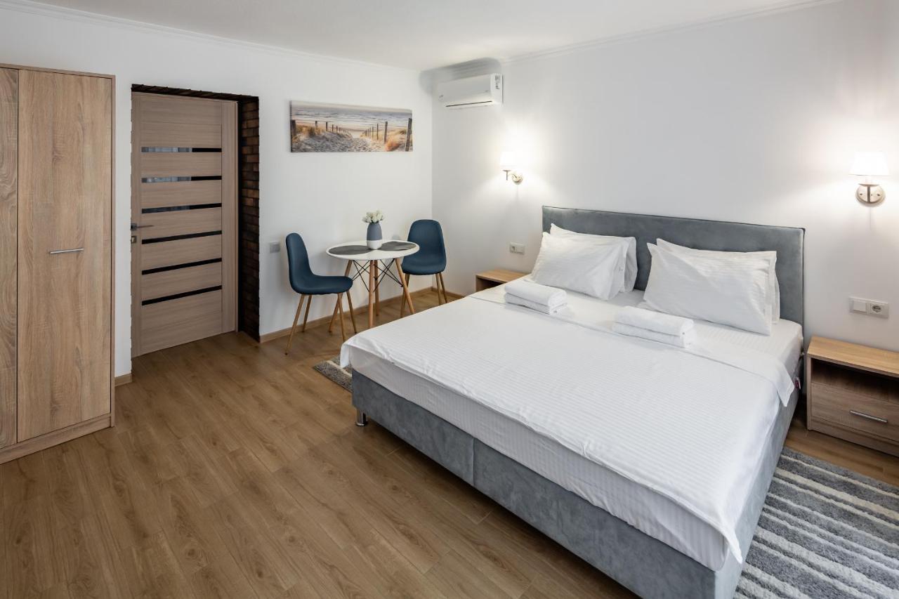 Alfa Apartments Staroevrejska 18 Lviv Eksteriør billede